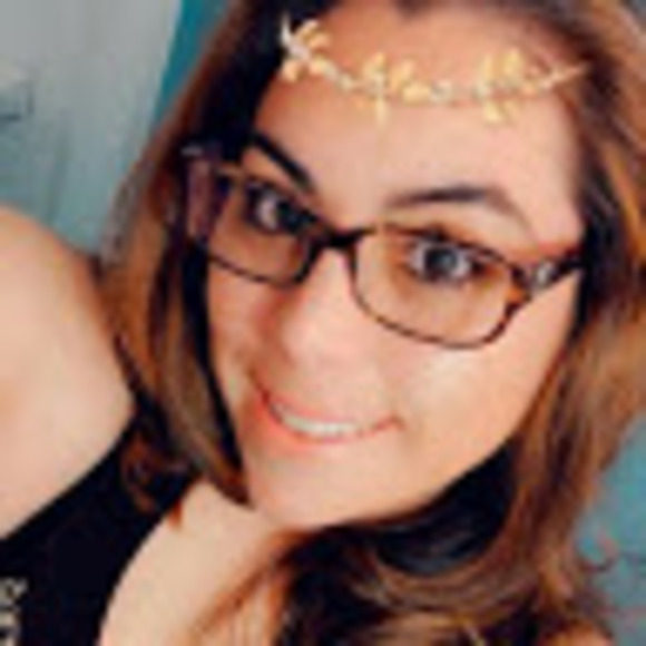 Meet your Posher, Erica - Picture 1 of 1